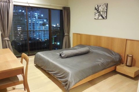 Studio in the Condo in Khlong Toei, Bangkok, Thailand  № 158301 - photo 4