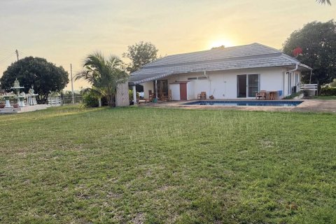 Вилла в Хуа Хине, Таиланд с 2 спальнями  № 158302 - фото 12