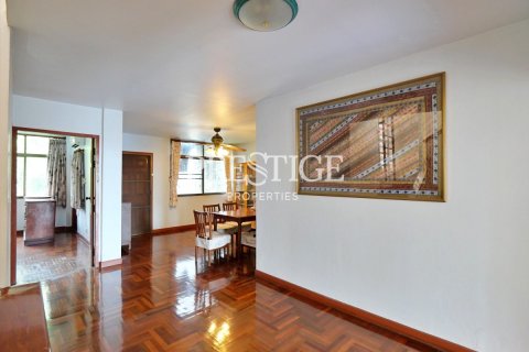House in Pattaya, Thailand 6 bedrooms № 198604 - photo 12