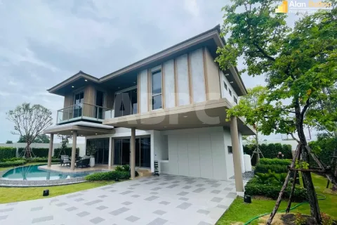 Casa de 4 dormitorios en Pattaya, Tailandia № 212121 - foto 3