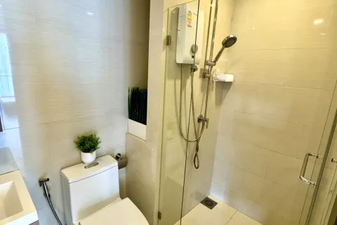 Condo in Phra Khanong, Bangkok, Thailand, 2 bedrooms  № 168872 - photo 14