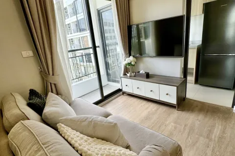 Condo in Phra Khanong, Bangkok, Thailand, 2 bedrooms  № 168872 - photo 13