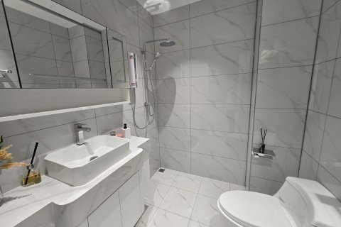 Condo in Phuket, Thailand, 2 bedrooms  № 168870 - photo 5