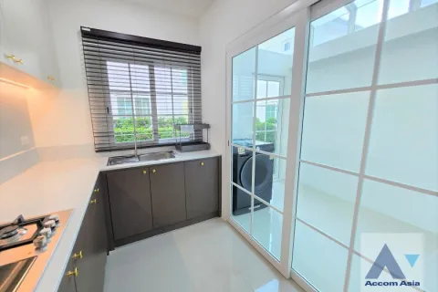 Haus in Bang Kaeo, Thailand 4 Schlafzimmer № 215062 - Foto 10
