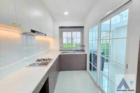 Haus in Bang Kaeo, Thailand 4 Schlafzimmer № 215062 - Foto 9