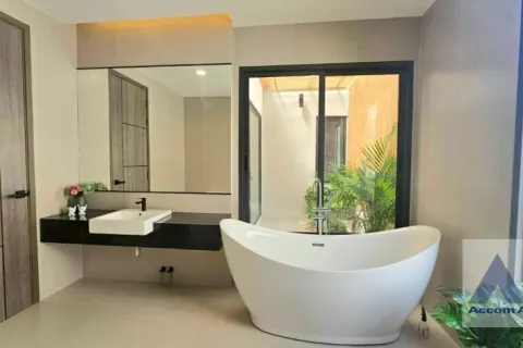 Haus in Phra Khanong, Bangkok, Thailand 3 Schlafzimmer № 215058 - Foto 27