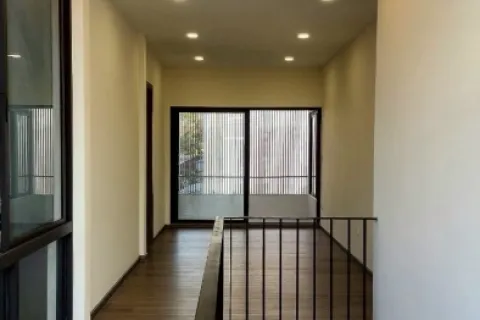Haus in Phra Khanong, Bangkok, Thailand 3 Schlafzimmer № 215058 - Foto 13