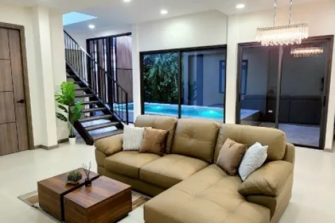 Haus in Phra Khanong, Bangkok, Thailand 3 Schlafzimmer № 215058 - Foto 9