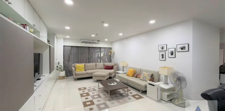 Eigentumswohnung in Pathum Wan, Bangkok, Thailand, 2 Schlafzimmer  № 215060