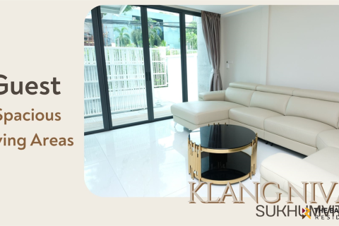 Townhouse in Bangkok, Thailand 4 bedrooms № 191057