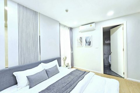 Condo in Bangkok, Thailand, 2 bedrooms № 143151 - photo 6