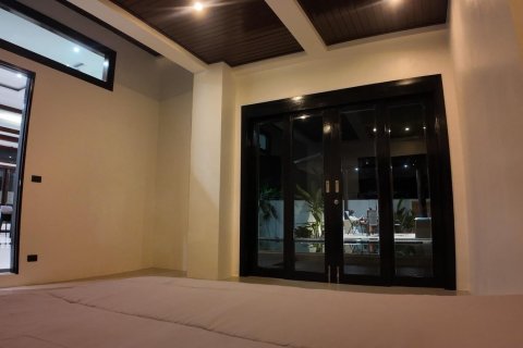 Вилла в Пхукете, Таиланд с 4 спальнями  № 135523 - фото 23