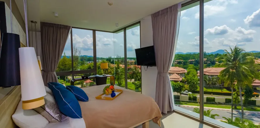 Condo in Bang Tao, Thailand, 2 bedrooms  № 3577