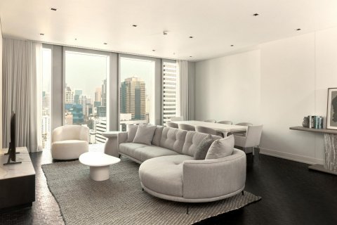 Condo in Sathon, Bangkok, Thailand, 3 bedrooms  № 134441 - photo 1