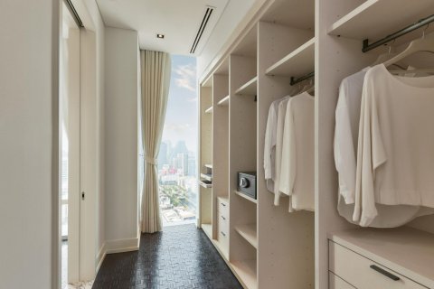 Condo in Sathon, Bangkok, Thailand, 3 bedrooms  № 134441 - photo 6
