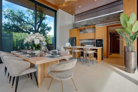 Villa in Ko Kaeo, Thailand 4 bedrooms № 166412 - photo 6