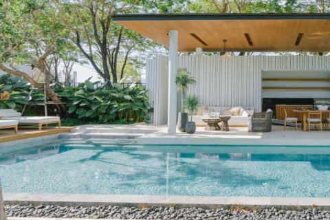 Villa in Ko Kaeo, Thailand 4 bedrooms № 166412 - photo 8