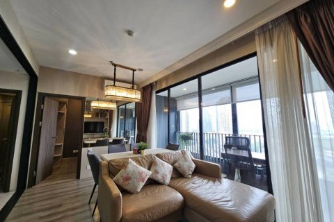 Кондоминиум с 2 спальнями в Бангкапи, Бангкок, Таиланд № 114246 - фото 2