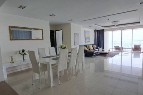 Кондоминиум с 3 спальнями в Саттахипе, Таиланд № 114251 - фото 5