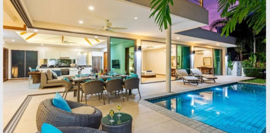 Villa in Rawai, Thailand 4 bedrooms № 119539