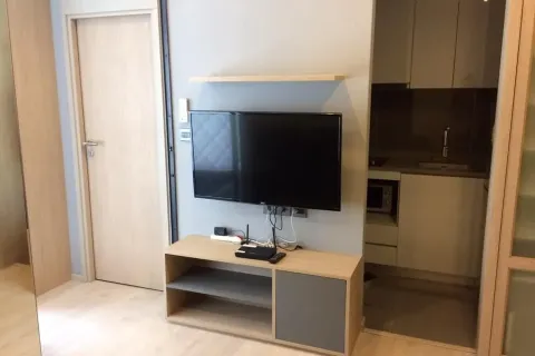 Studio dans le Condo à Watthana, Bangkok, Thaïlande  № 173498 - photo 6