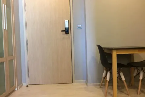 Studio dans le Condo à Watthana, Bangkok, Thaïlande  № 173498 - photo 5