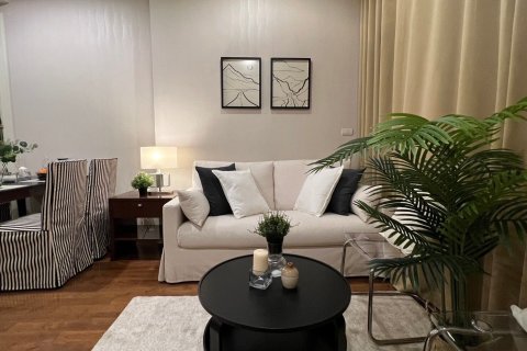 Studio in the Condo in Pathum Wan, Bangkok, Thailand  № 173499 - photo 1