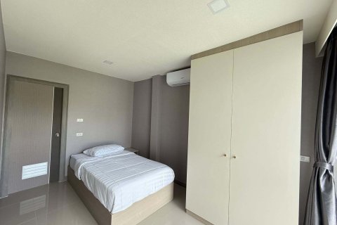 Villa in Pattaya, Thailand 5 bedrooms № 173501 - photo 10