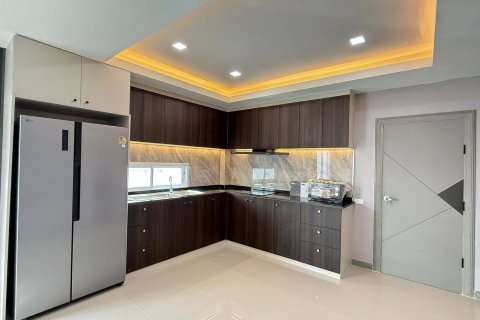 Villa in Pattaya, Thailand 5 bedrooms № 173501 - photo 15