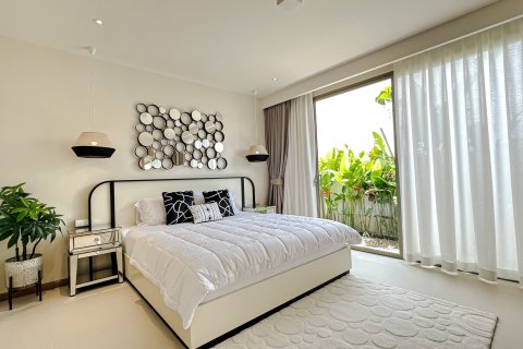Villa in Phuket, Thailand 4 bedrooms № 173500 - photo 19