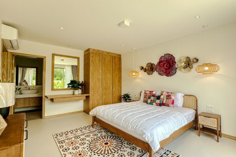Villa in Phuket, Thailand 4 bedrooms № 173500 - photo 4
