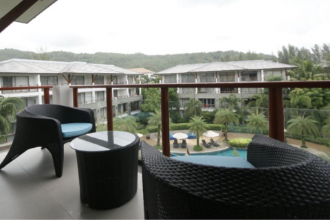 Condo in Phuket, Thailand, 4 bedrooms  № 137501 - photo 3