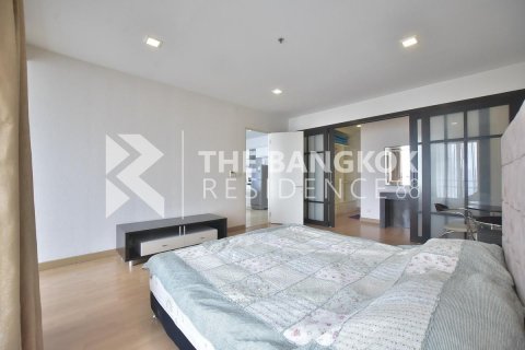 Condo in Bangkok, Thailand, 1 bedroom № 184247 - photo 10