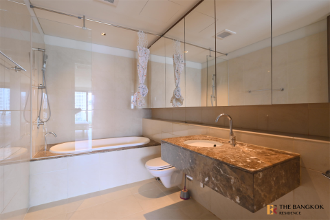 Condo in Bangkok, Thailand, 2 bedrooms № 184324 - photo 8