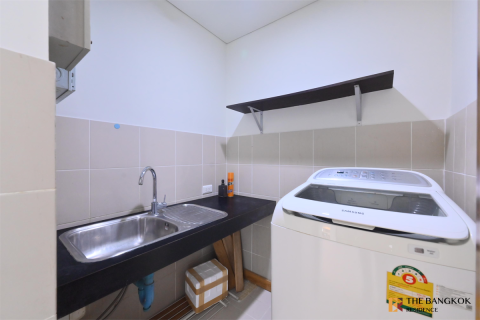 Condo in Bangkok, Thailand, 2 bedrooms № 184324 - photo 6