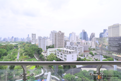 Condo in Bangkok, Thailand, 2 bedrooms № 184324 - photo 5