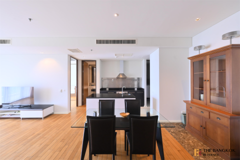 Condo in Bangkok, Thailand, 2 bedrooms № 184324 - photo 2