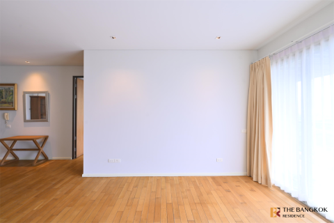 Condo in Bangkok, Thailand, 2 bedrooms № 184324 - photo 10