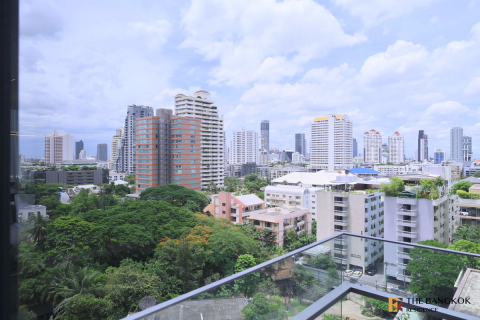 Condo in Bangkok, Thailand, 2 bedrooms № 184321 - photo 4
