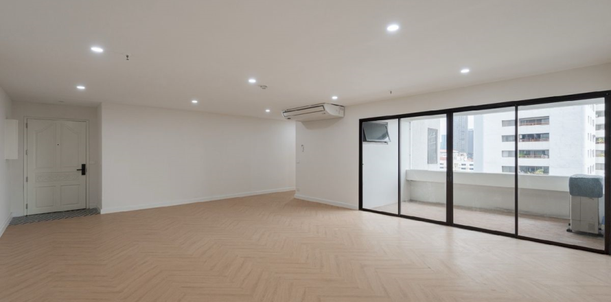 Condo in Bangkok, Thailand, 3 bedrooms № 184327