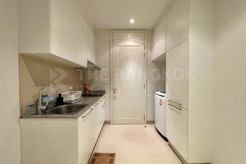 Condo in Bangkok, Thailand, 2 bedrooms № 184322 - photo 4