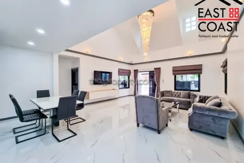 Casa de 3 dormitorios en Pattaya, Tailandia № 213058 - foto 3