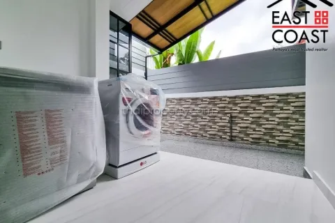Casa de 3 dormitorios en Pattaya, Tailandia № 213058 - foto 10