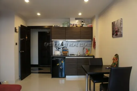 Condominio de 1 dormitorio en Jomtien Beach, Pattaya, Tailandia № 213055 - foto 7