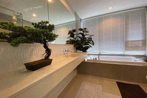 Кондоминиум с 2 спальнями в Ваттхане, Бангкок, Таиланд № 133683 - фото 18