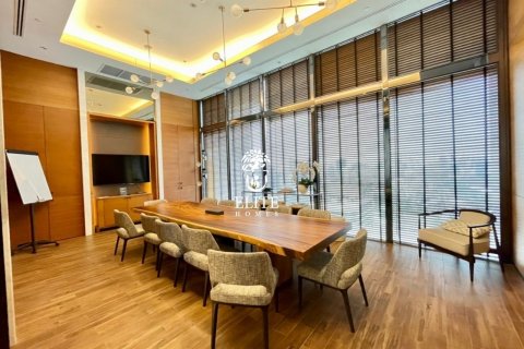 Condo in Pathum Wan, Bangkok, Thailand, 2 bedrooms № 133685 - photo 23