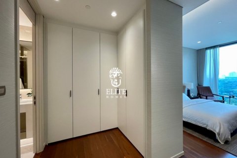 Condo in Pathum Wan, Bangkok, Thailand, 2 bedrooms № 133685 - photo 22