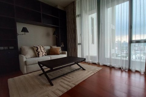 Кондоминиум с 3 спальнями в Сатхоне, Бангкок, Таиланд № 133686 - фото 8