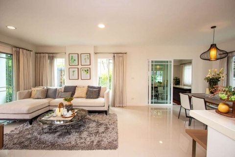 House in Chiang Mai, Thailand 4 bedrooms № 160048 - photo 25