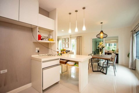 Maison à Chiang Mai, Thaïlande 4 chambres № 160048 - photo 18